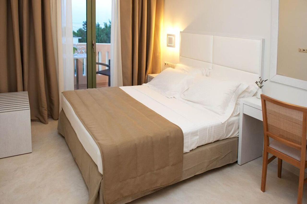 Aphrodite Samos Suites Marathókampos Exterior photo
