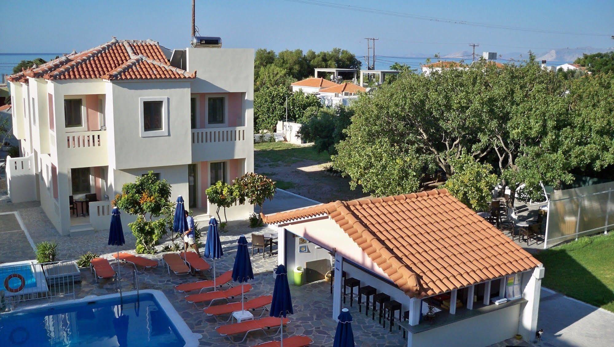 Aphrodite Samos Suites Marathókampos Exterior photo